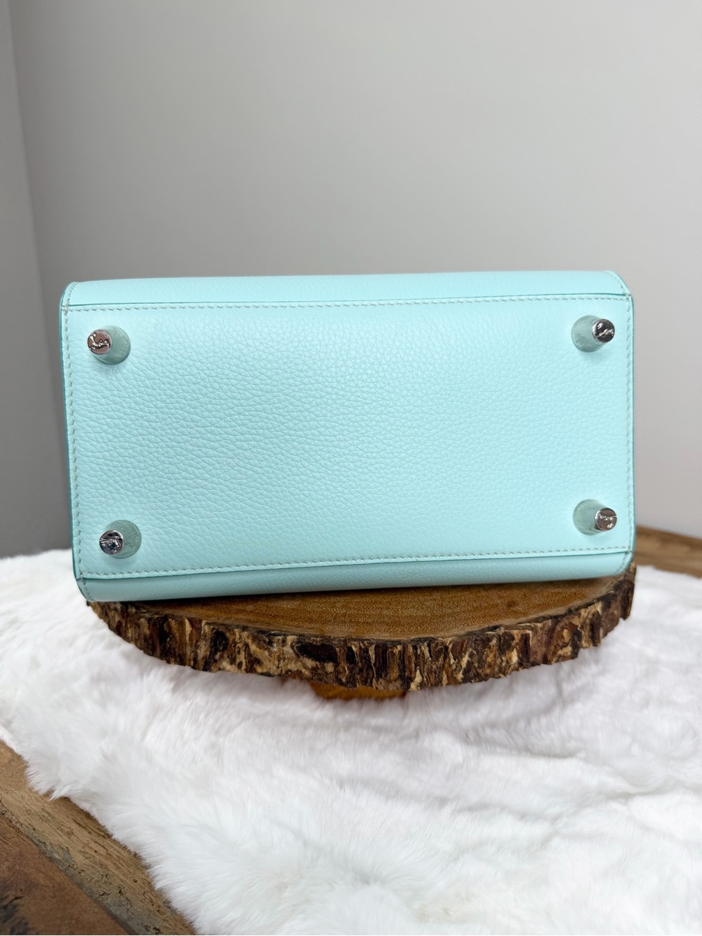 Christian Louboutin Small Paloma Handbag/Crossbody COA - Picture 7 of 14